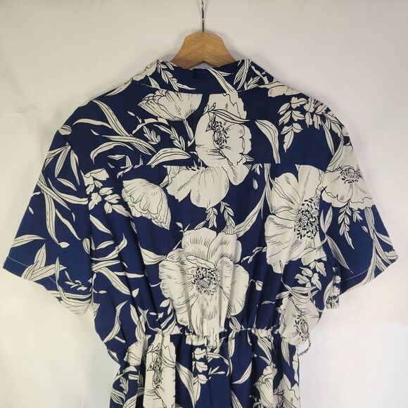 Kimchi Blue Floral Romper - Picture 9 of 16